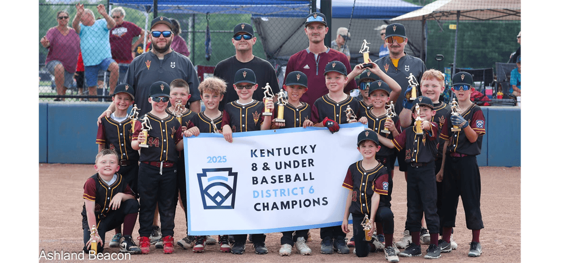 2025 8U District Champions!