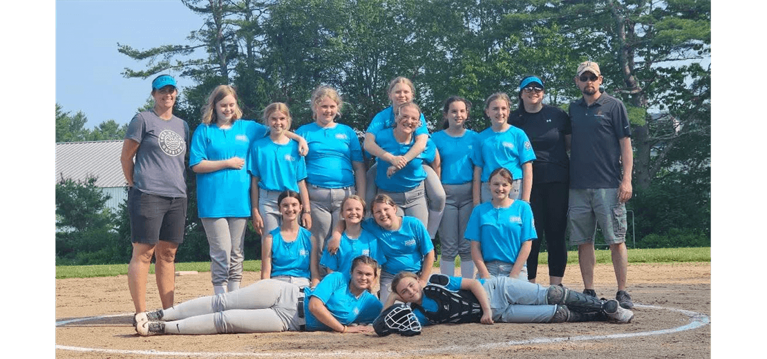 Reed Family Insurance Advisors 2025 Majors Softball Champions!