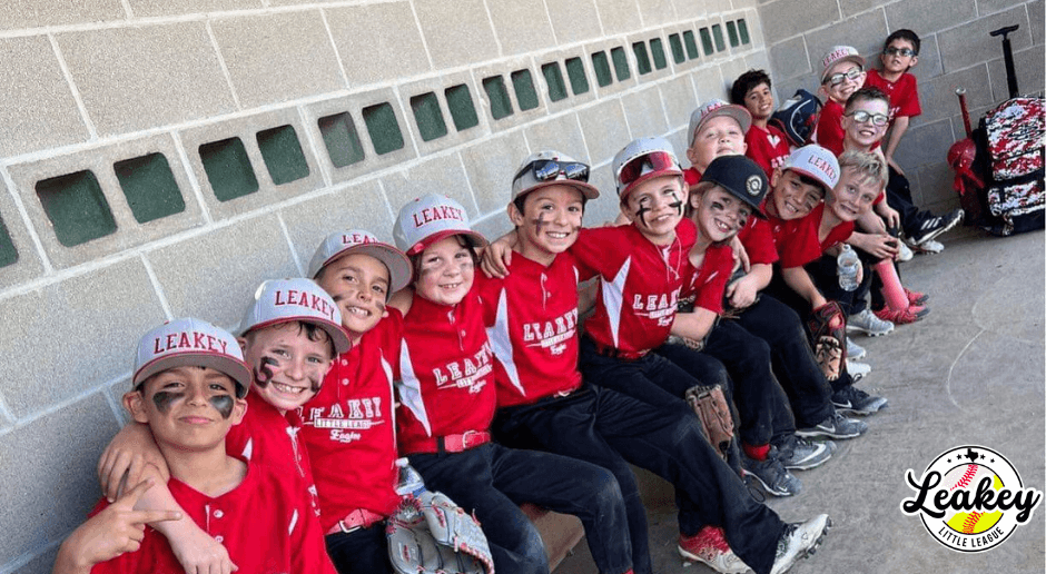Leakey Little League photo