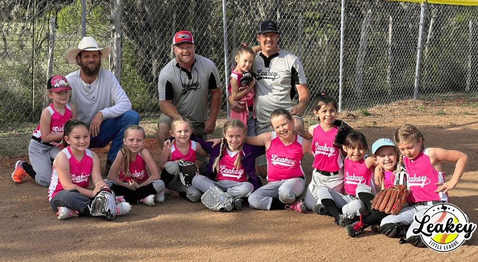 Leakey Little League photo