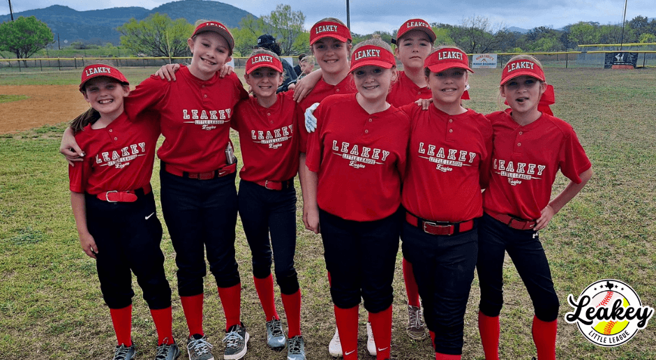 Leakey Little League photo
