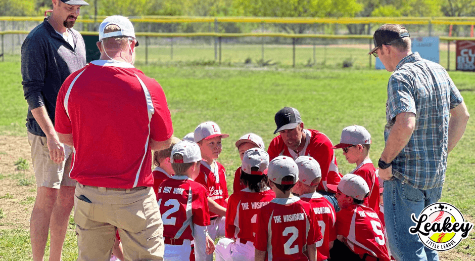 Leakey Little League photo