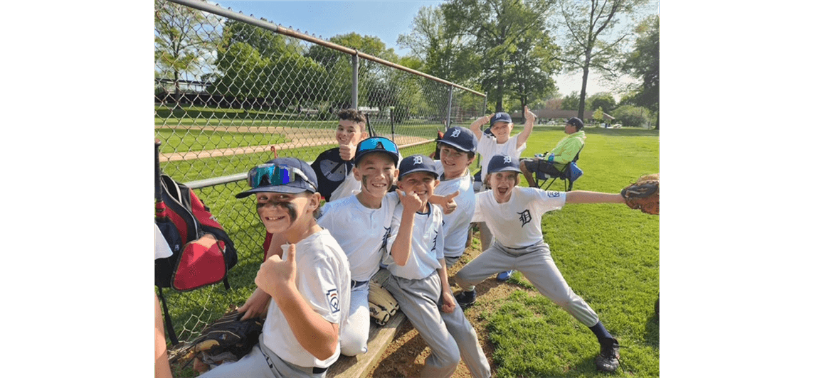 Hellertown Lower Saucon Little League photo