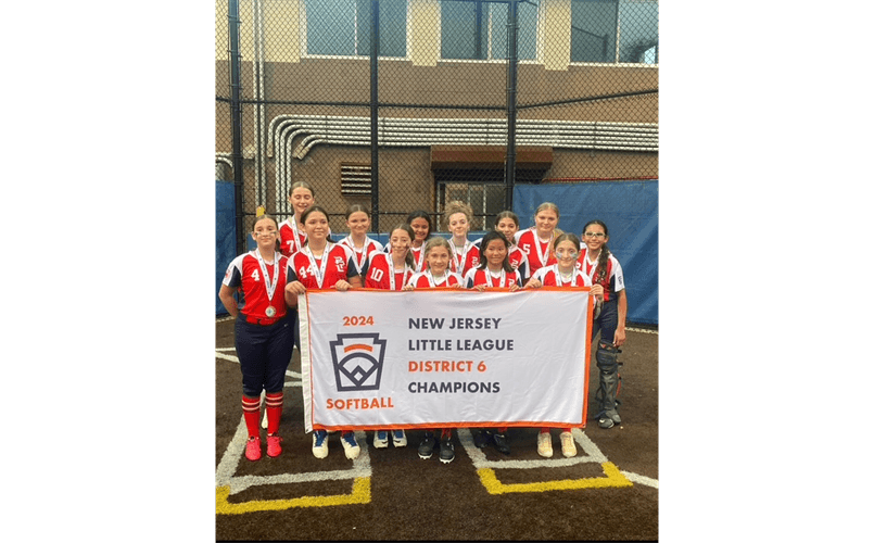 11/12 2024 District 6 Softball Champions