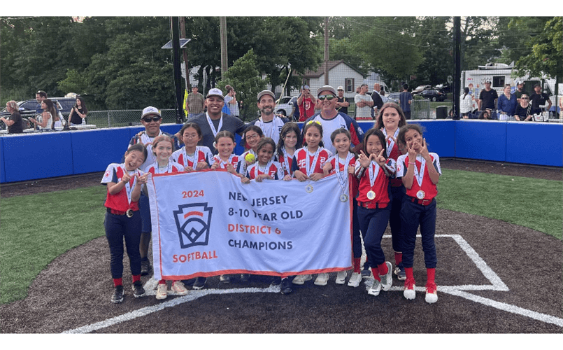 9/10 2024 District 6 Softball Champions