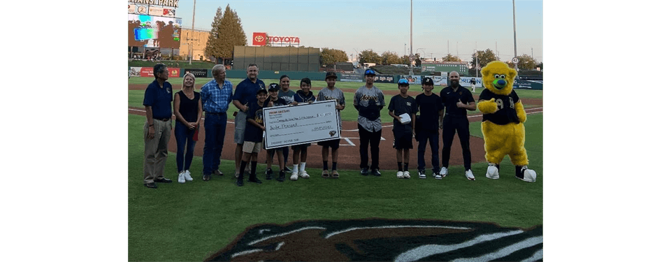Fresno Grizzlies Donate to SSLL!